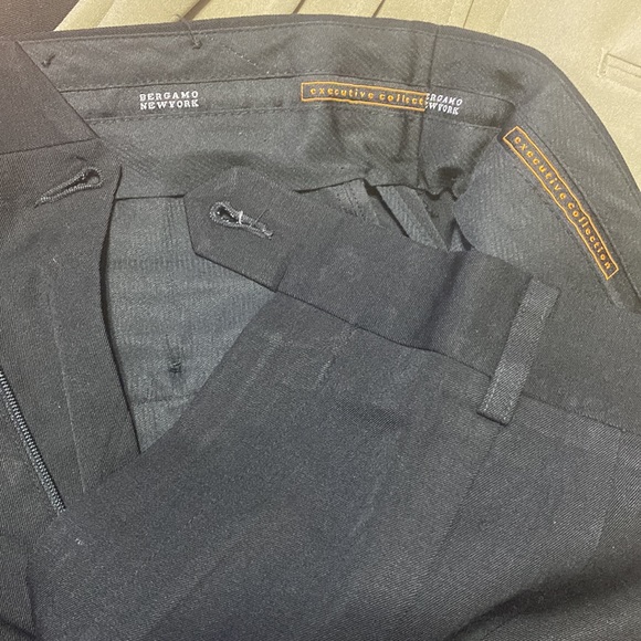 Bergamo, Preferred, Louis Raphael bundle of mens dress pants; size: 32W, 29L - Picture 5 of 12